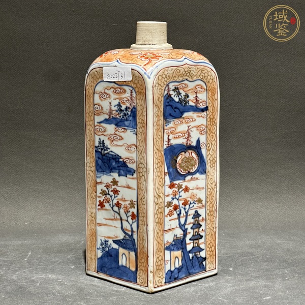 古玩陶瓷青花礬紅山水人物四方瓶真品鑒賞圖