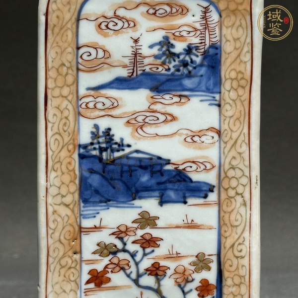 古玩陶瓷青花礬紅山水人物四方瓶真品鑒賞圖