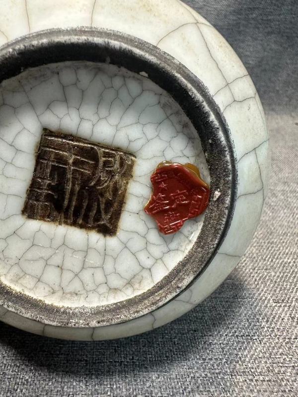 古玩陶瓷清中期仿官釉（成化年制）水盂拍賣，當前價格28888元