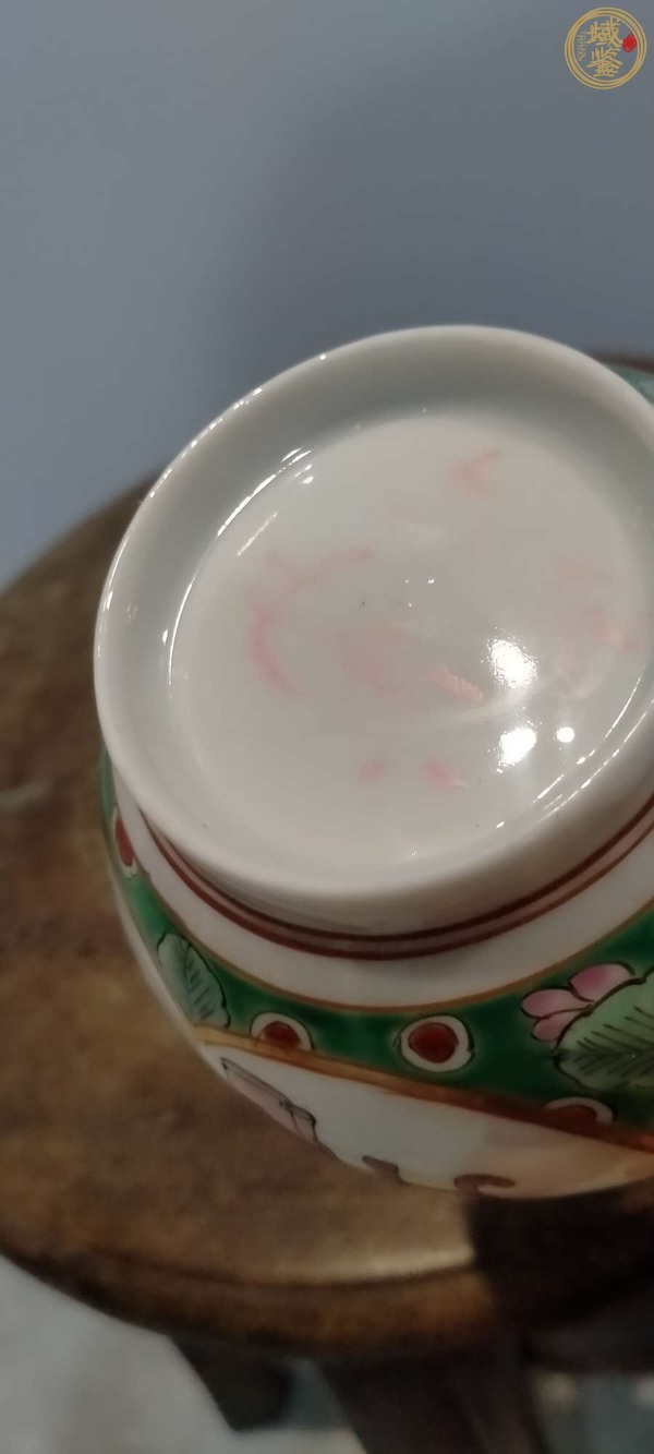 古玩陶瓷粉彩奶壺真品鑒賞圖