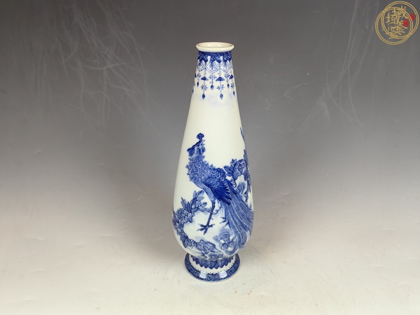 古玩陶瓷鳳紋青花玉米瓶真品鑒賞圖