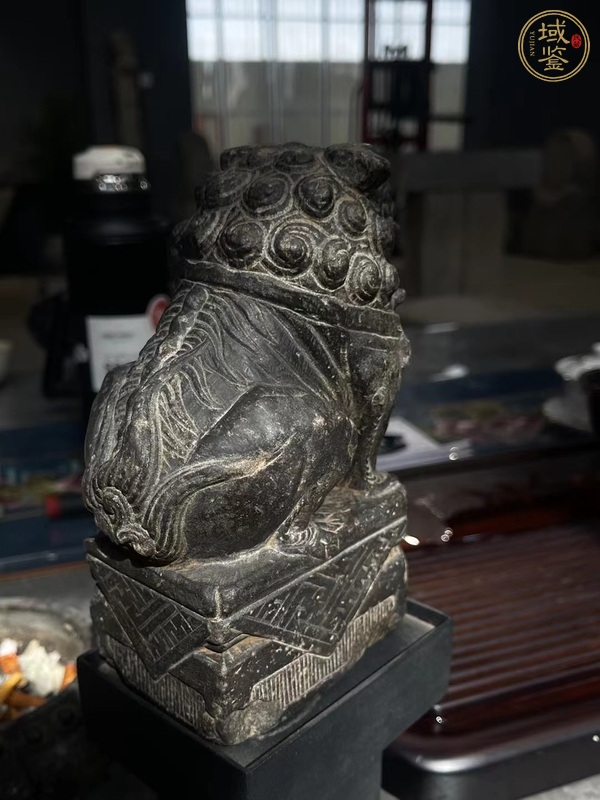 古玩雜項(xiàng)案頭獅真品鑒賞圖