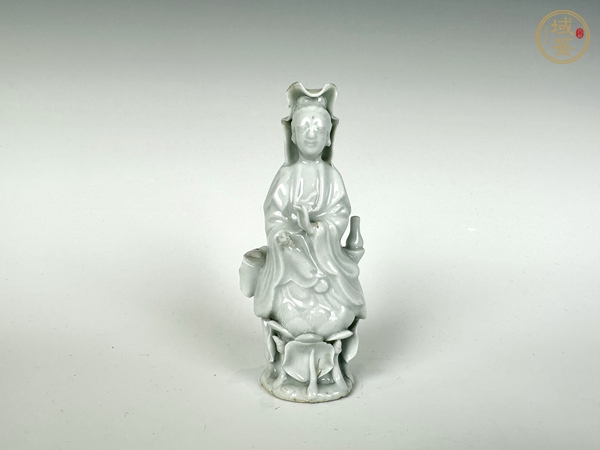 古玩陶瓷清晚期·德化凈水觀音像真品鑒賞圖