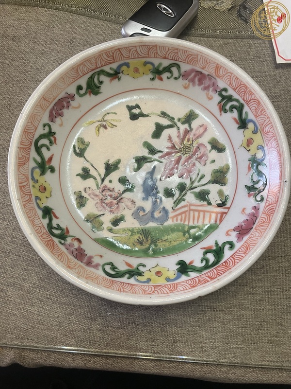 古玩陶瓷粉彩盤真品鑒賞圖