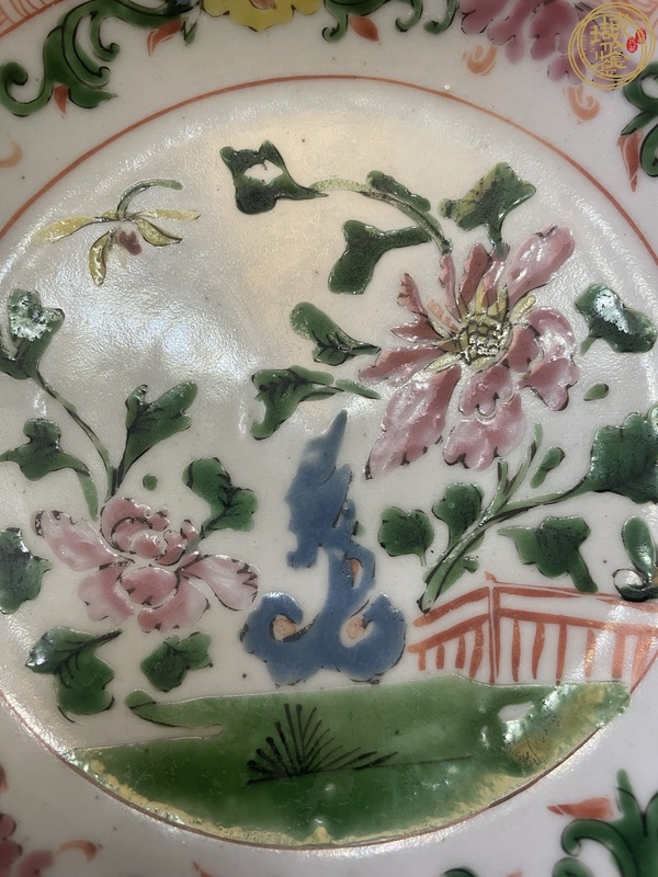 古玩陶瓷粉彩盤真品鑒賞圖