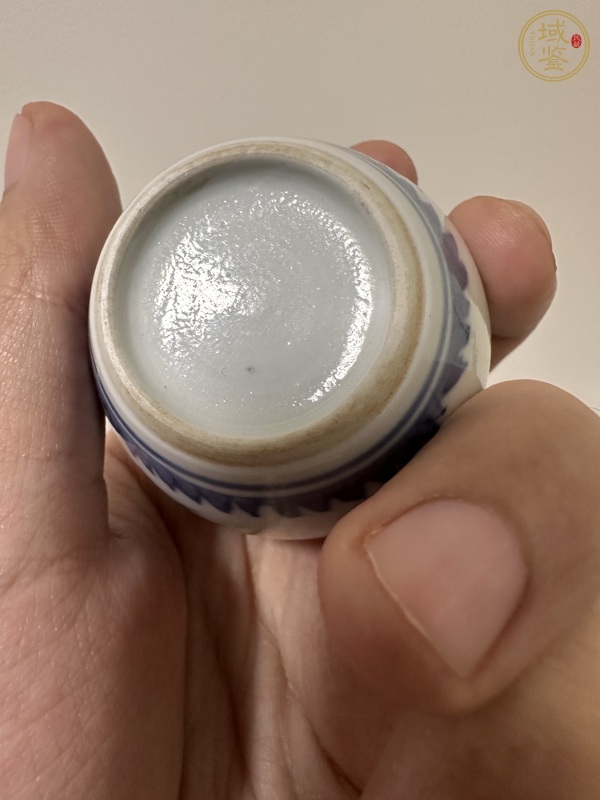 古玩陶瓷花果紋青花瓶真品鑒賞圖