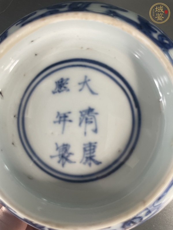 古玩陶瓷清康熙青花纏枝花卉紋碗真品鑒賞圖