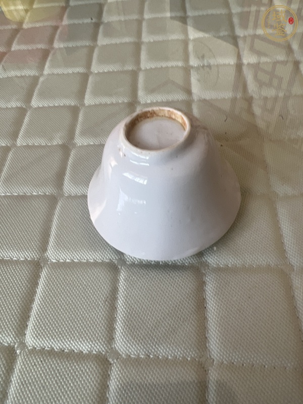 古玩陶瓷白釉杯真品鑒賞圖