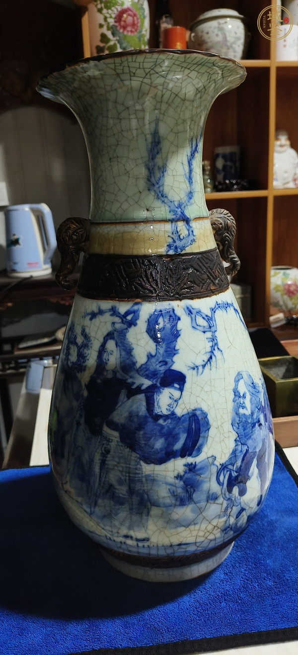 古玩陶瓷哥釉地鐵銹釉青花琵琶尊真品鑒賞圖