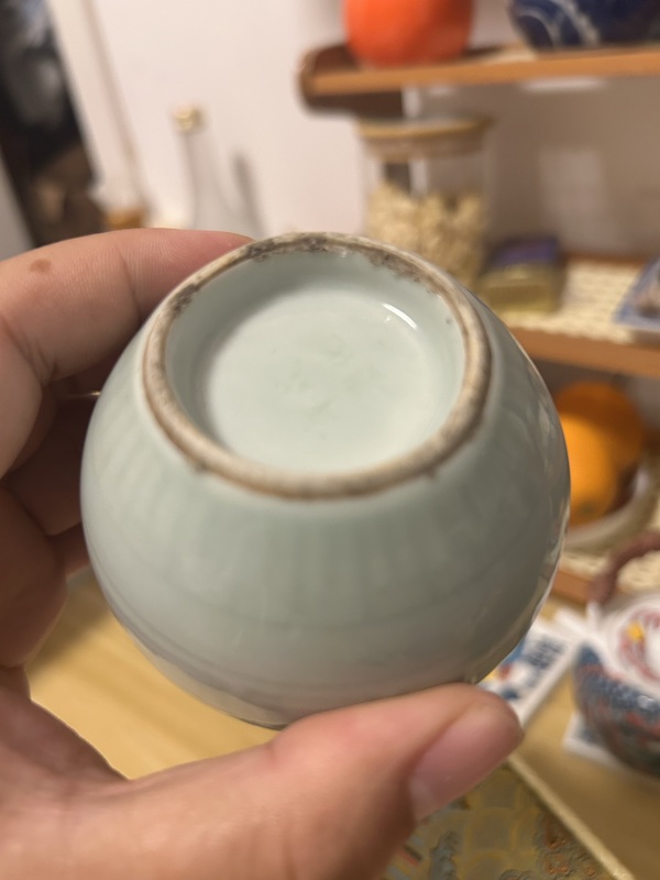 古玩陶瓷豆青釉刻夔龍紋水盂拍賣(mài)，當(dāng)前價(jià)格3200元