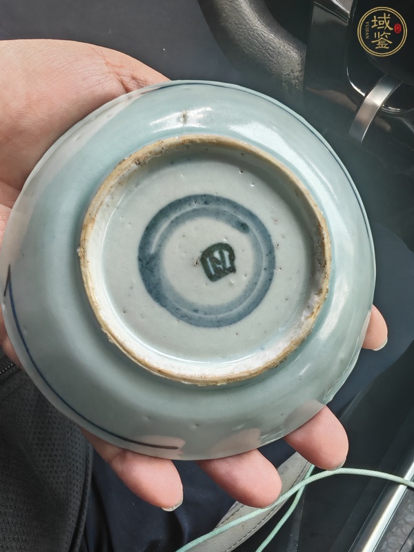 古玩陶瓷青花花卉紋盤真品鑒賞圖