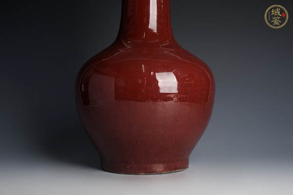 古玩陶瓷清中期·紅釉天球瓶真品鑒賞圖