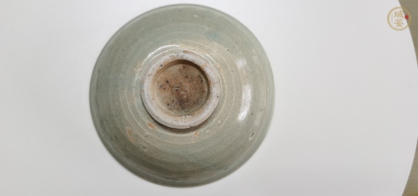 古玩陶瓷龍泉青瓷碗真品鑒賞圖