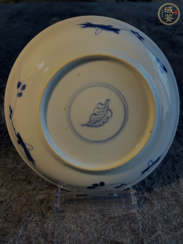 古玩陶瓷康熙青花花卉紋小盤真品鑒賞圖