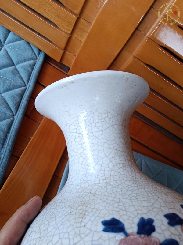 古玩陶瓷哥釉青花釉里紅花卉紋觀音瓶真品鑒賞圖