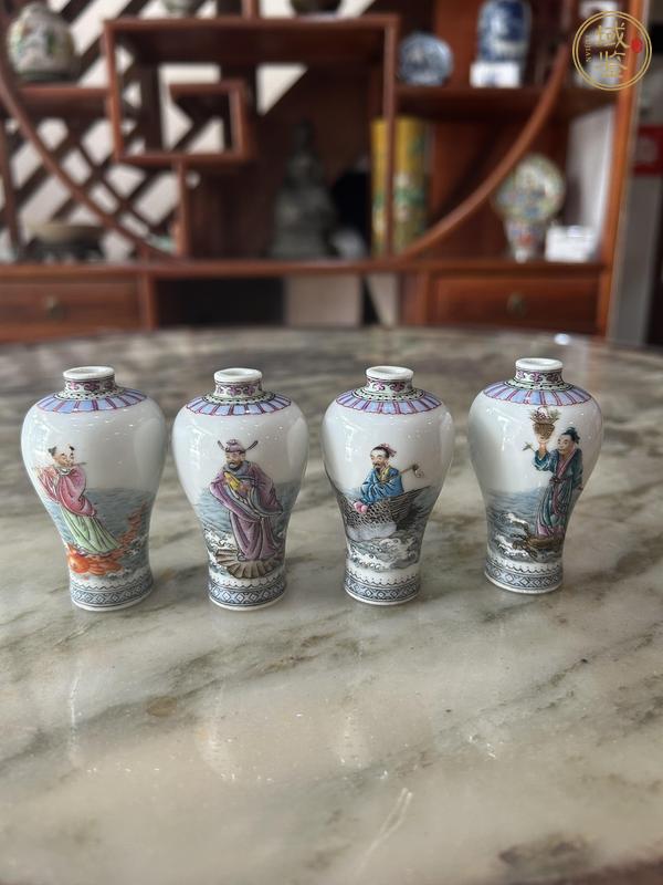 古玩陶瓷粉彩仿琺瑯彩人物故事紋鼻煙壺真品鑒賞圖