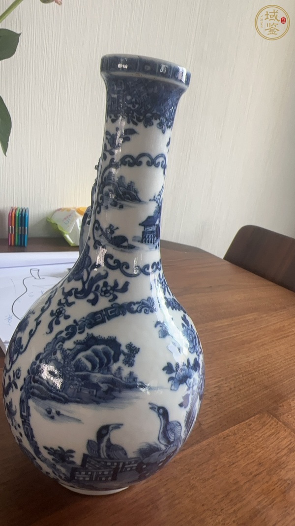 古玩陶瓷青花開光山水人物龍柄壺真品鑒賞圖