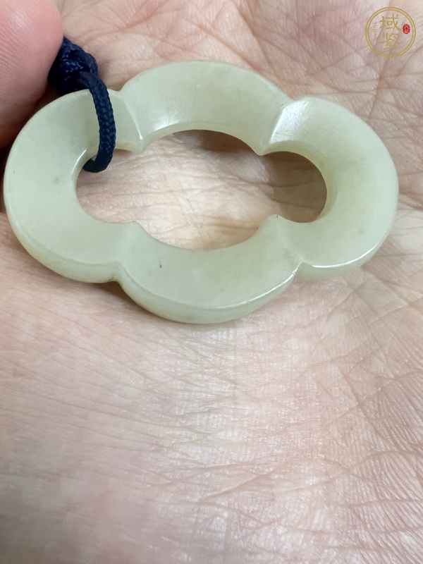 古玩玉器和田玉雕“海棠環(huán)”真品鑒賞圖