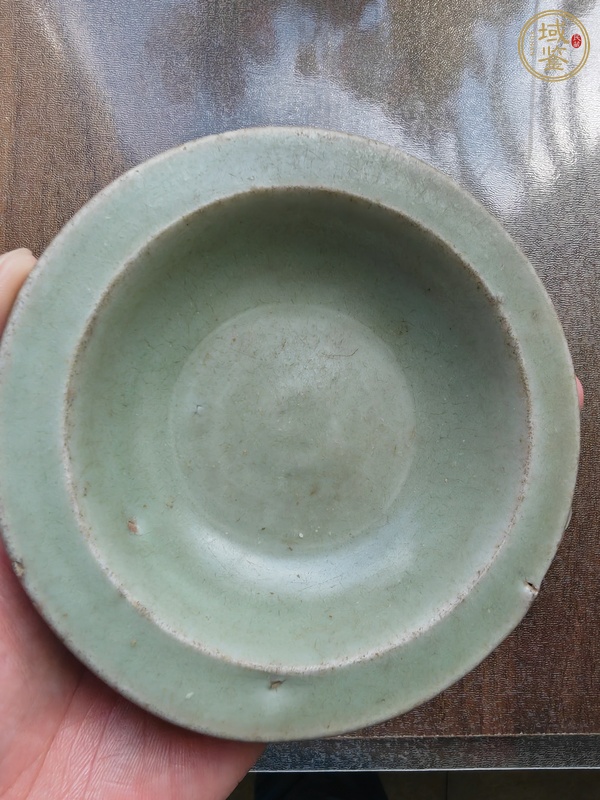 古玩陶瓷龍泉青瓷折沿盤真品鑒賞圖