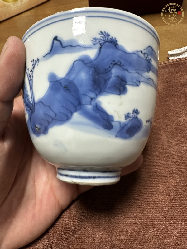 古玩陶瓷青花山水人物紋鈴鐺杯真品鑒賞圖