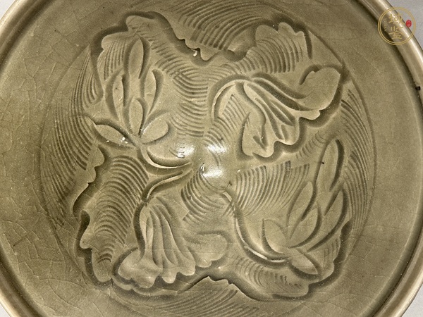古玩陶瓷金代耀州窯刻花碗真品鑒賞圖