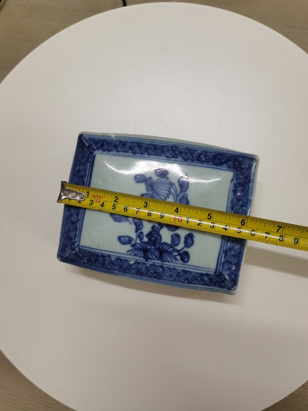 古玩陶瓷花卉紋青花蓋盒拍賣，當前價格1600元