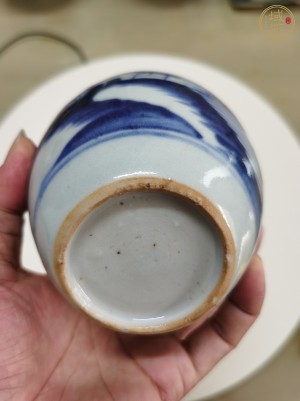 古玩陶瓷山水紋青花罐真品鑒賞圖