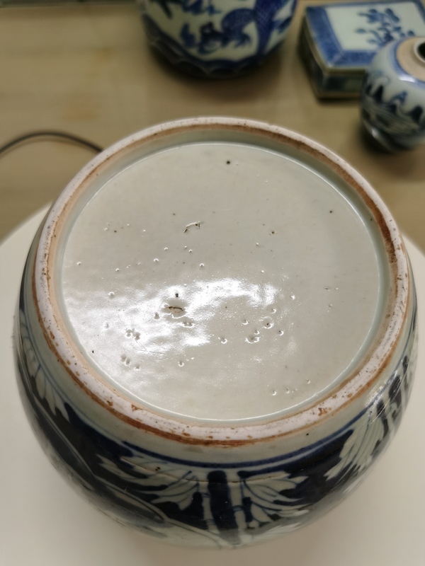 古玩陶瓷花卉紋青花罐拍賣，當前價格2800元