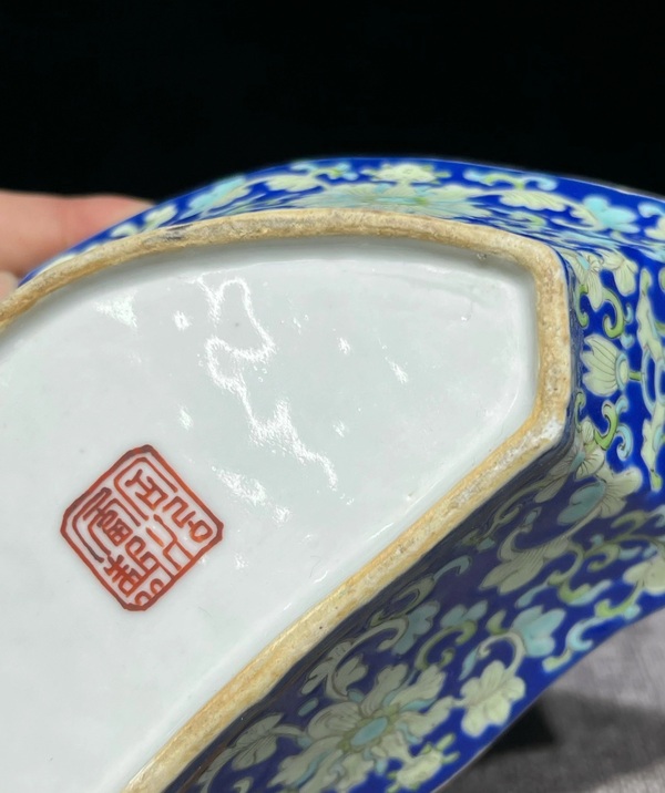 古玩陶瓷清·同治福壽紋粉彩角碗拍賣，當前價格1600元
