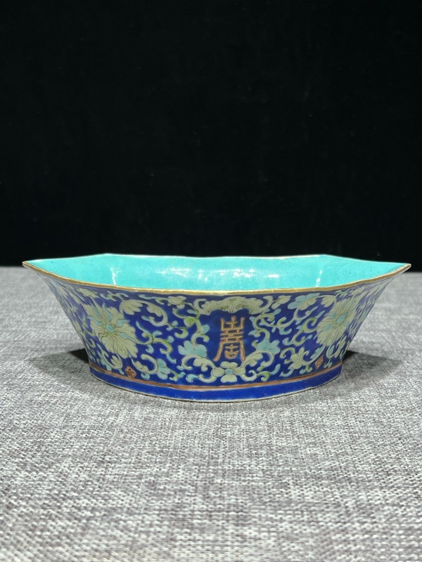 古玩陶瓷清·同治福壽紋粉彩角碗拍賣，當前價格1600元