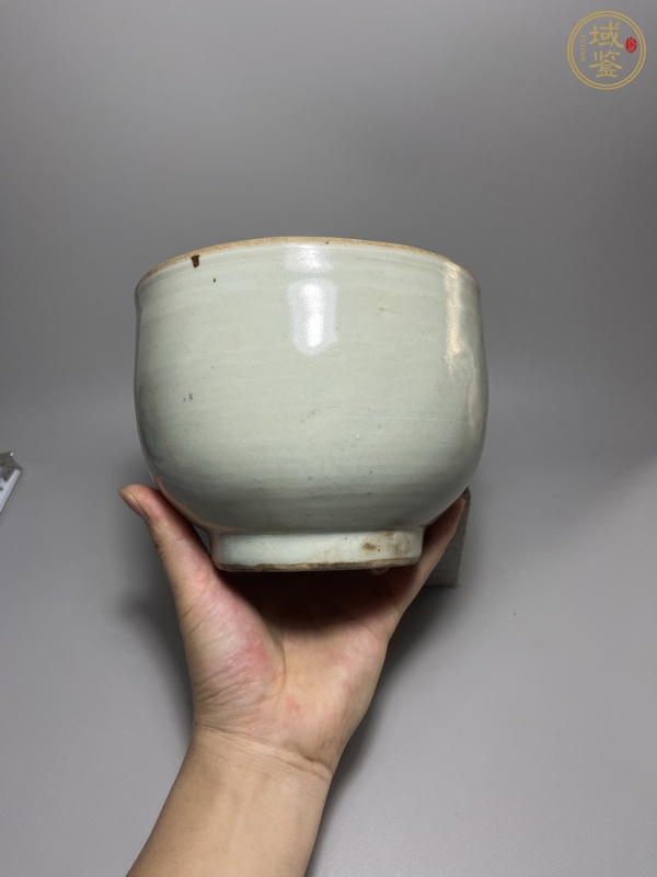 古玩陶瓷龍泉青瓷缽式碗真品鑒賞圖