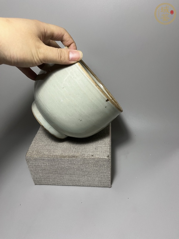 古玩陶瓷龍泉青瓷缽式碗真品鑒賞圖