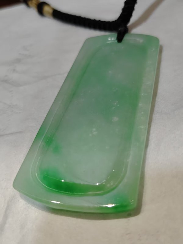 古玩玉器天然翡翠雕“山水牌”拍賣，當(dāng)前價格6800元