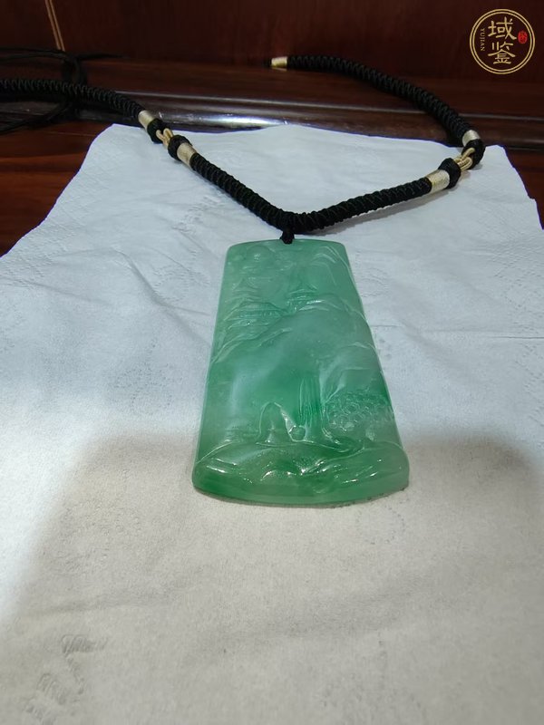 古玩天然翡翠雕“山水牌”真品鑒賞圖