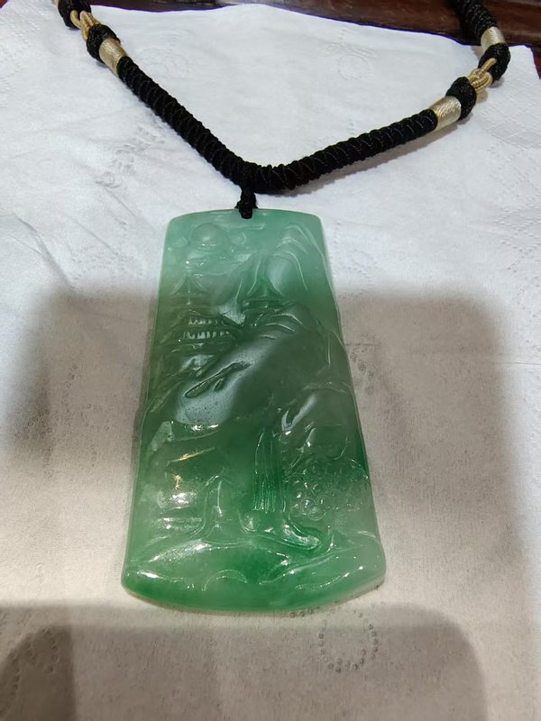 古玩玉器天然翡翠雕“山水牌”拍賣，當(dāng)前價格6800元