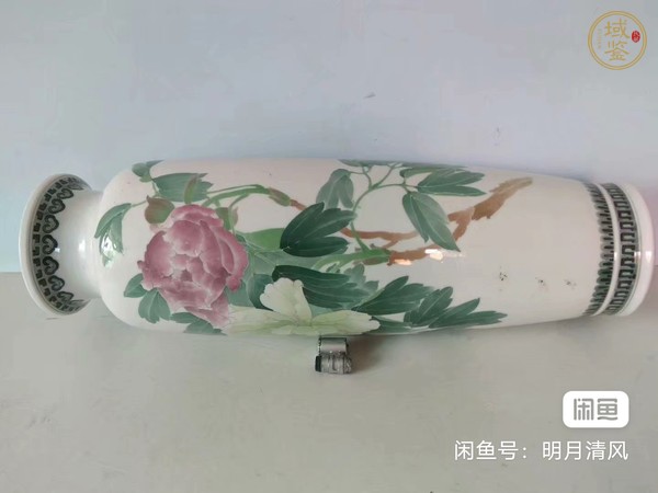 古玩陶瓷釉里五彩花卉紋筒瓶真品鑒賞圖