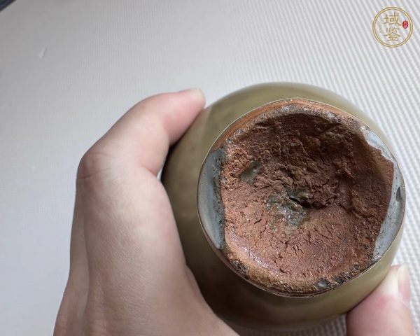 古玩陶瓷龍泉青瓷高足杯真品鑒賞圖