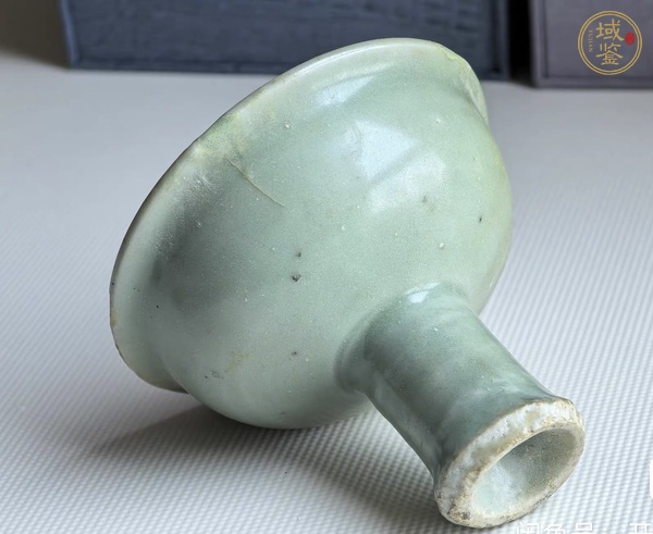 古玩陶瓷龍泉青瓷高足杯真品鑒賞圖
