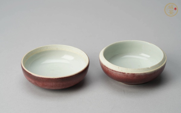 古玩陶瓷霽紅釉印盒真品鑒賞圖
