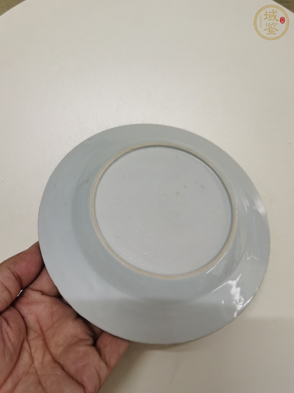 古玩陶瓷樓臺(tái)亭閣山水紋青花盤真品鑒賞圖