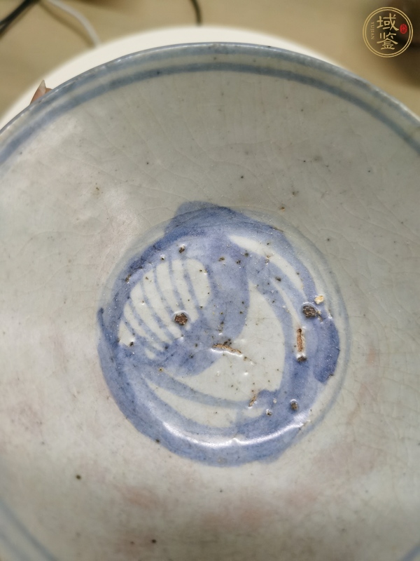 古玩陶瓷摩羯龍紋青花碗真品鑒賞圖