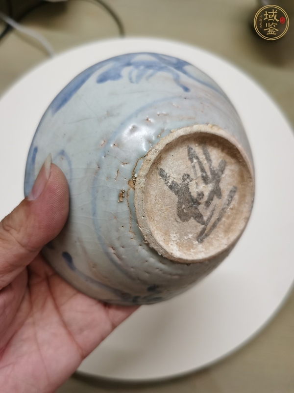 古玩陶瓷摩羯龍紋青花碗真品鑒賞圖