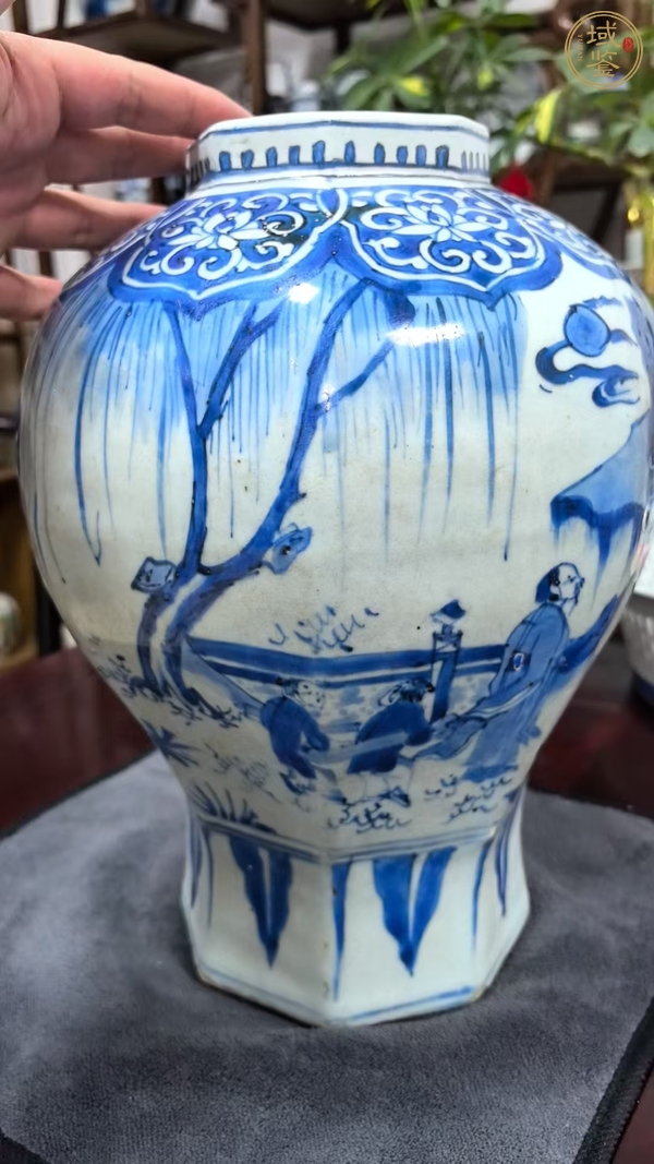 古玩陶瓷明崇禎青花高士童子圖罐真品鑒賞圖