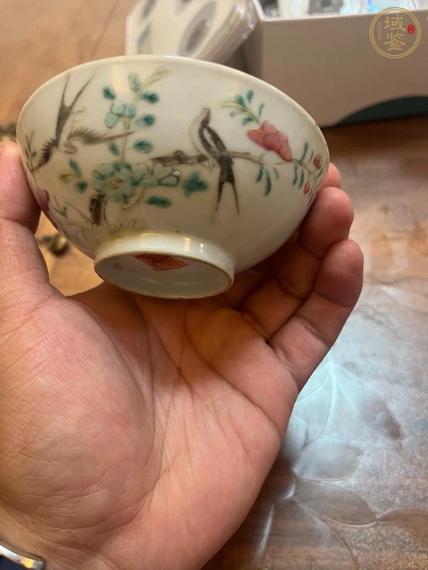 古玩陶瓷花鳥紋粉彩茶圓真品鑒賞圖