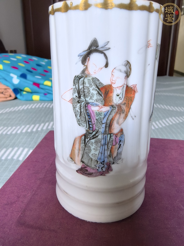 古玩陶瓷粉彩人物故事紋筆筒真品鑒賞圖