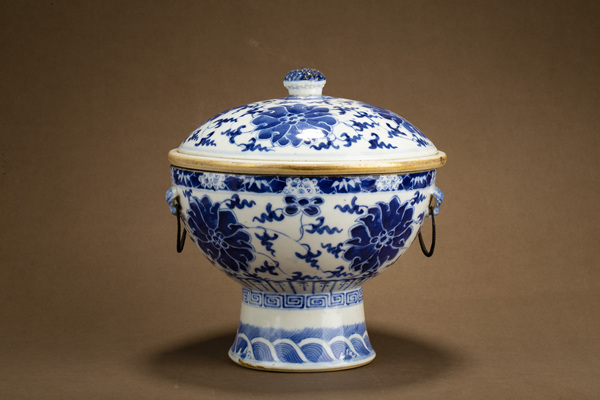古玩轉(zhuǎn)賣清晚·青花纏枝蓮紋溫鍋拍賣，當(dāng)前價(jià)格0元