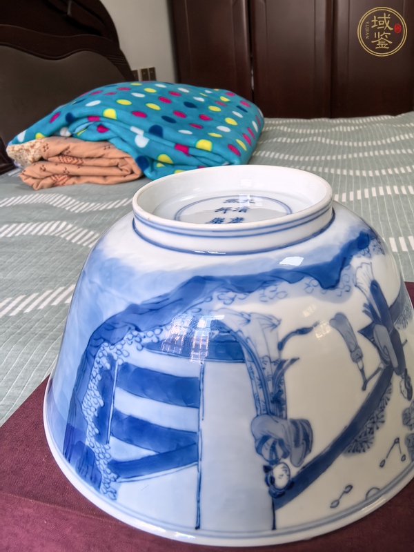 古玩陶瓷青花人物故事紋碗真品鑒賞圖