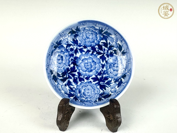 古玩陶瓷清康熙·青花淡描團(tuán)花杯碟真品鑒賞圖