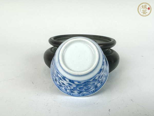 古玩陶瓷清康熙·青花淡描團(tuán)花杯碟真品鑒賞圖