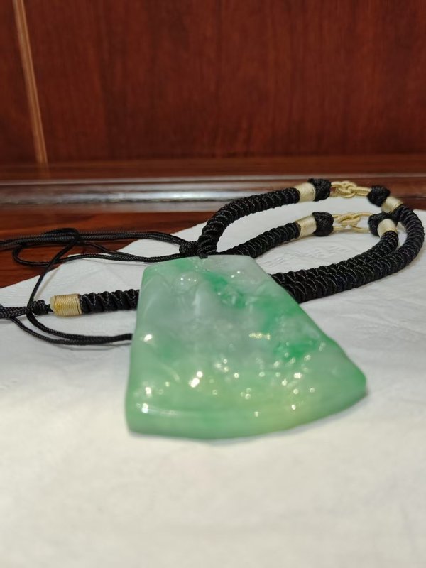 古玩玉器天然翡翠雕“山水牌”拍賣,當(dāng)前價格6800元